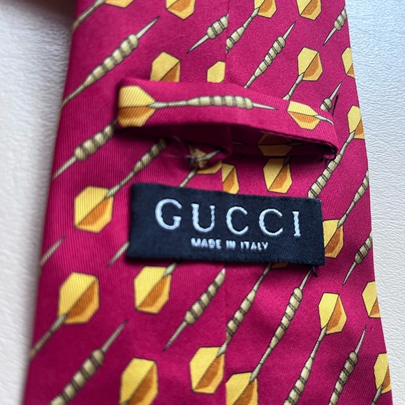 Gucci Men's Dart Sport Silk Necktie Neck Tie - Italy - Picture 9 of 12